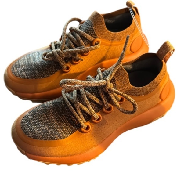 Allbirds NEW Trail Runners SWT womans 6 Shoes Honey Rust Orange Sneakers NEW - Picture 1 of 7